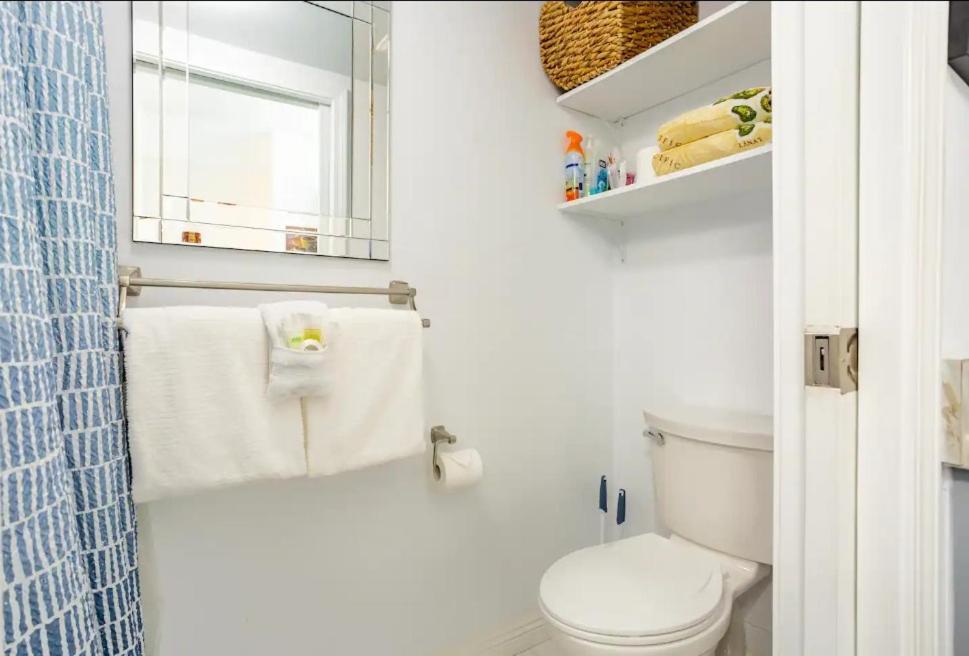 Downtown Hawaiian Theme Condo With Hot Tub, Pool & Beach - Kona Islander Inn Kailua-Kona Luaran gambar
