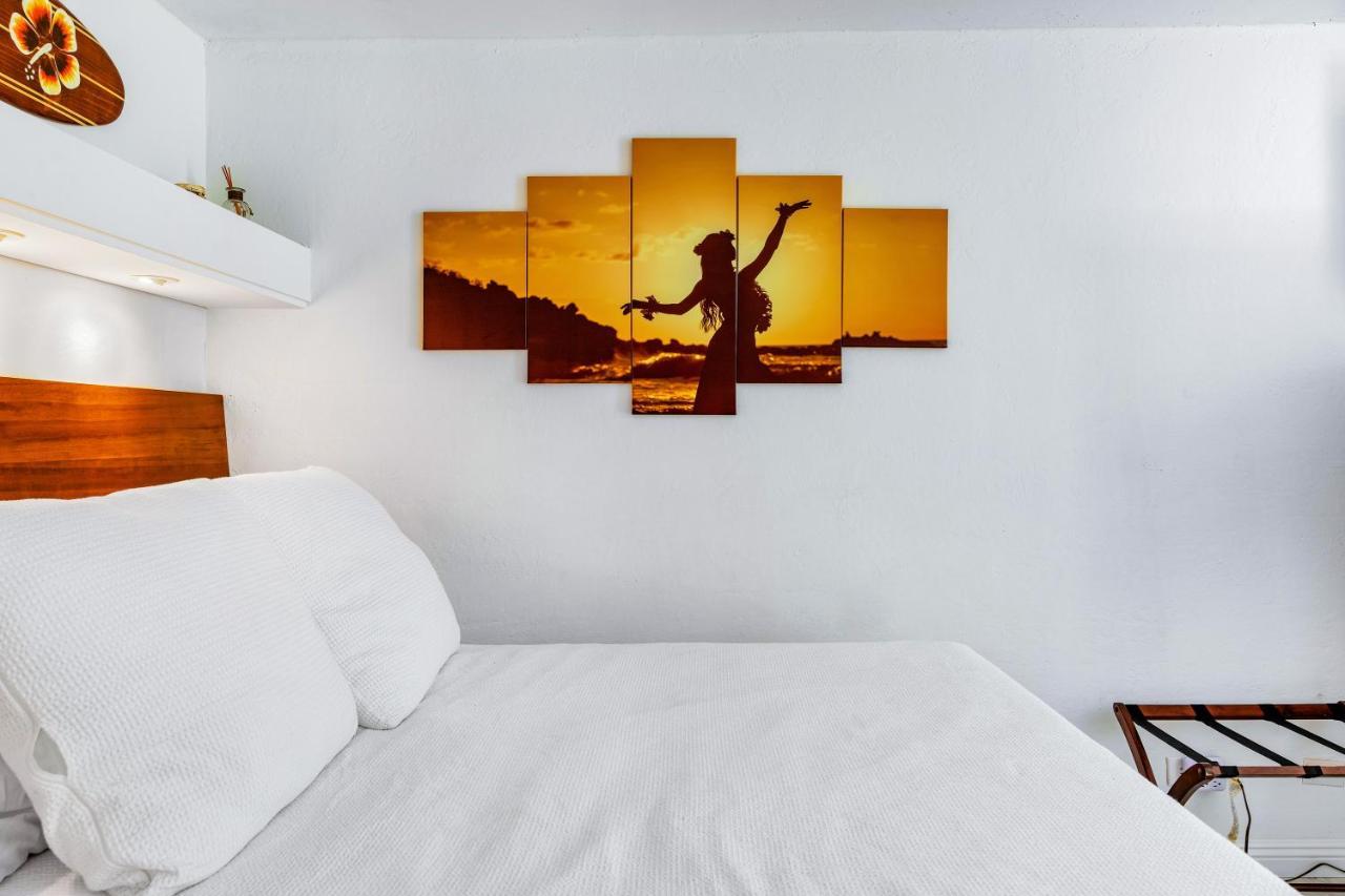 Downtown Hawaiian Theme Condo With Hot Tub, Pool & Beach - Kona Islander Inn Kailua-Kona Luaran gambar