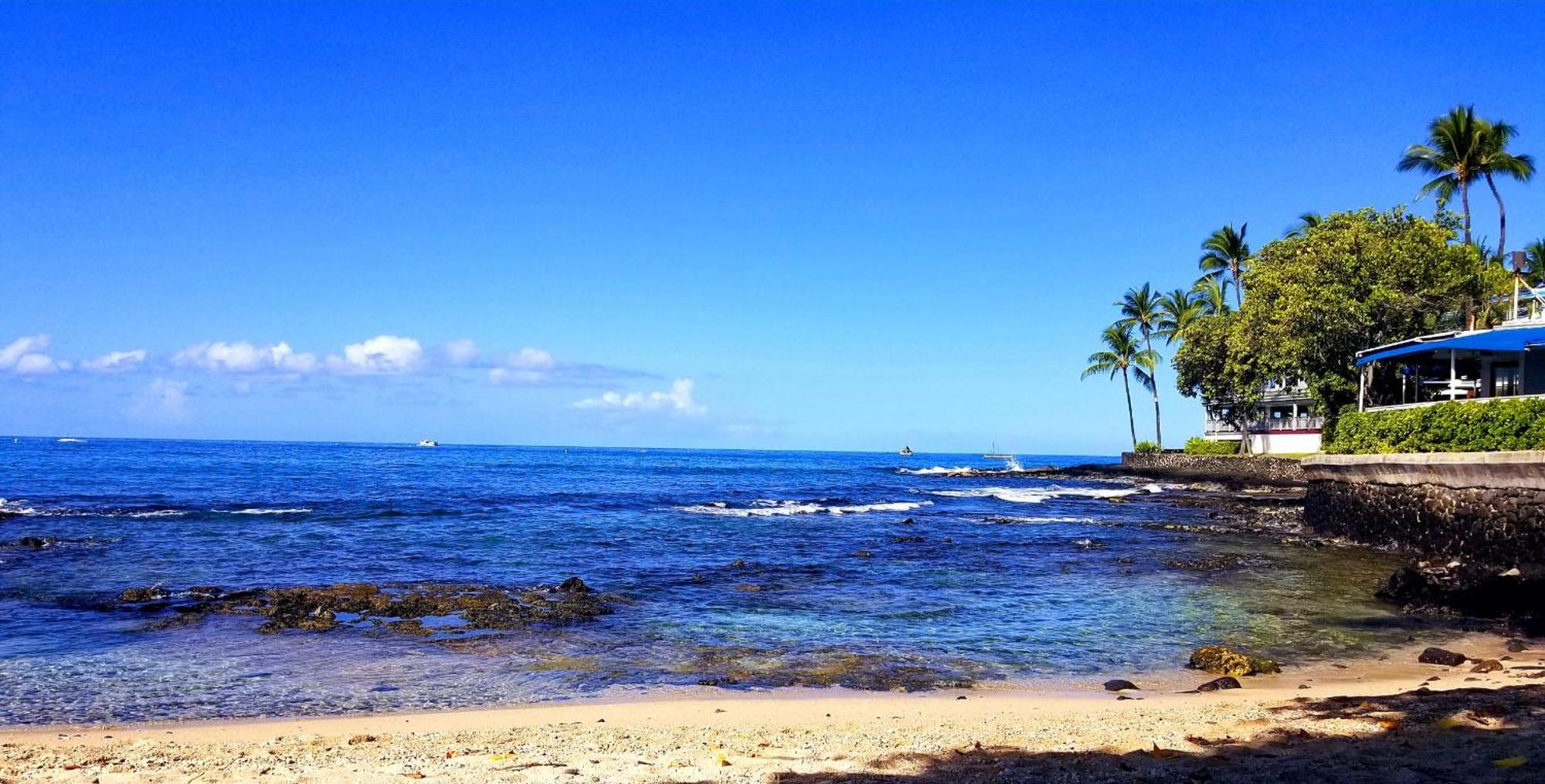 Downtown Hawaiian Theme Condo With Hot Tub, Pool & Beach - Kona Islander Inn Kailua-Kona Luaran gambar