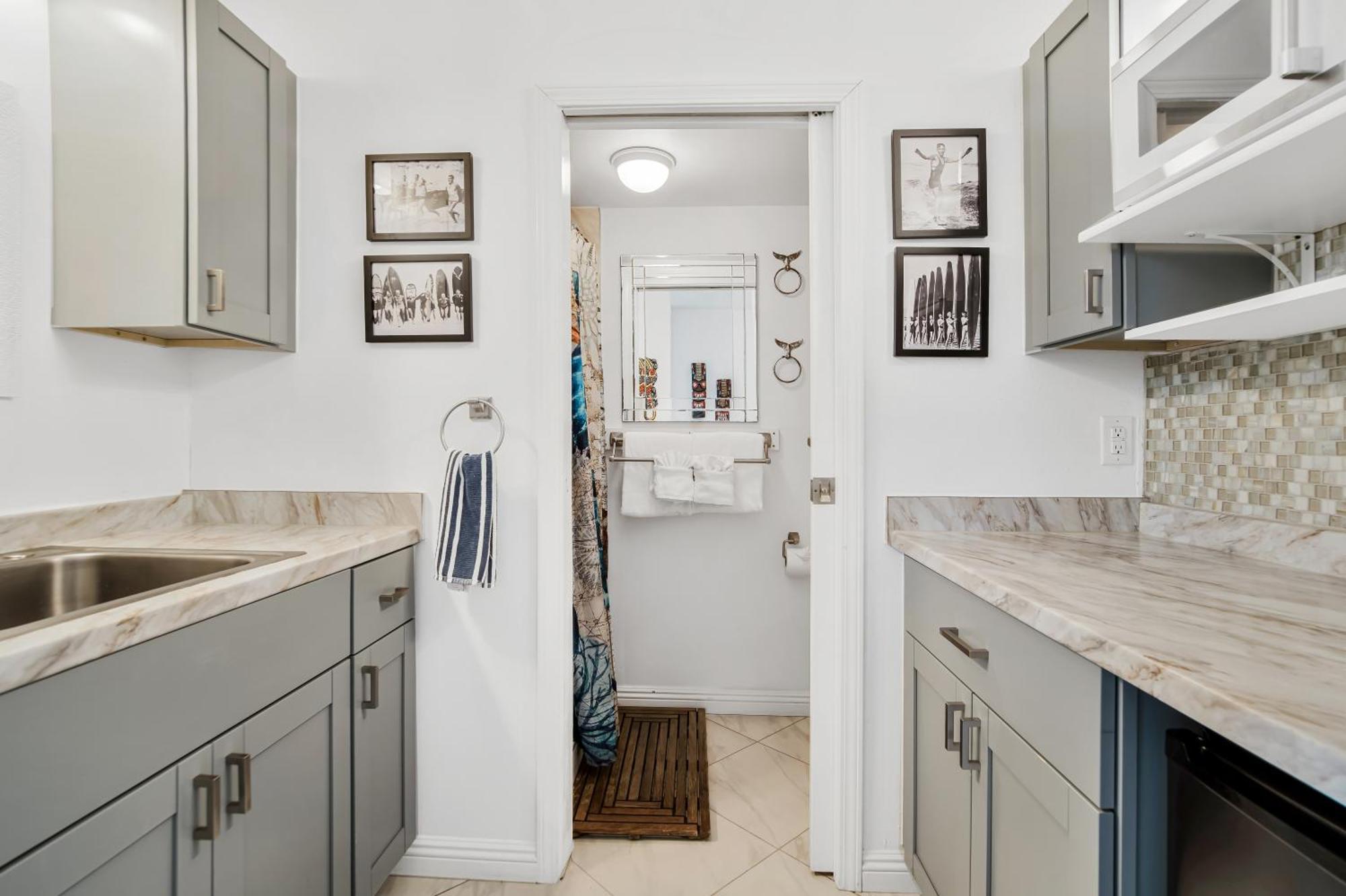 Downtown Hawaiian Theme Condo With Hot Tub, Pool & Beach - Kona Islander Inn Kailua-Kona Luaran gambar